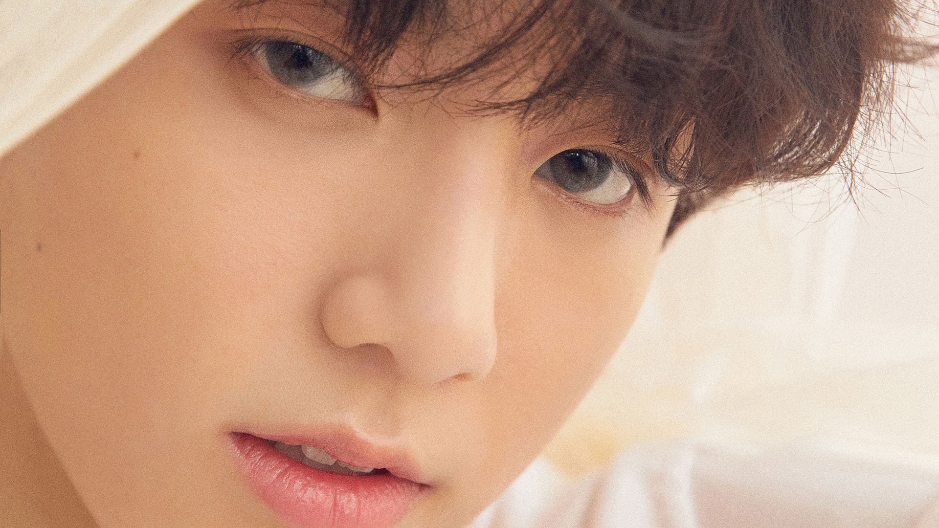 九游官网主页-凯恩触发6500万解约金，回归热刺目标再创纪录，凯恩宣布留在热刺